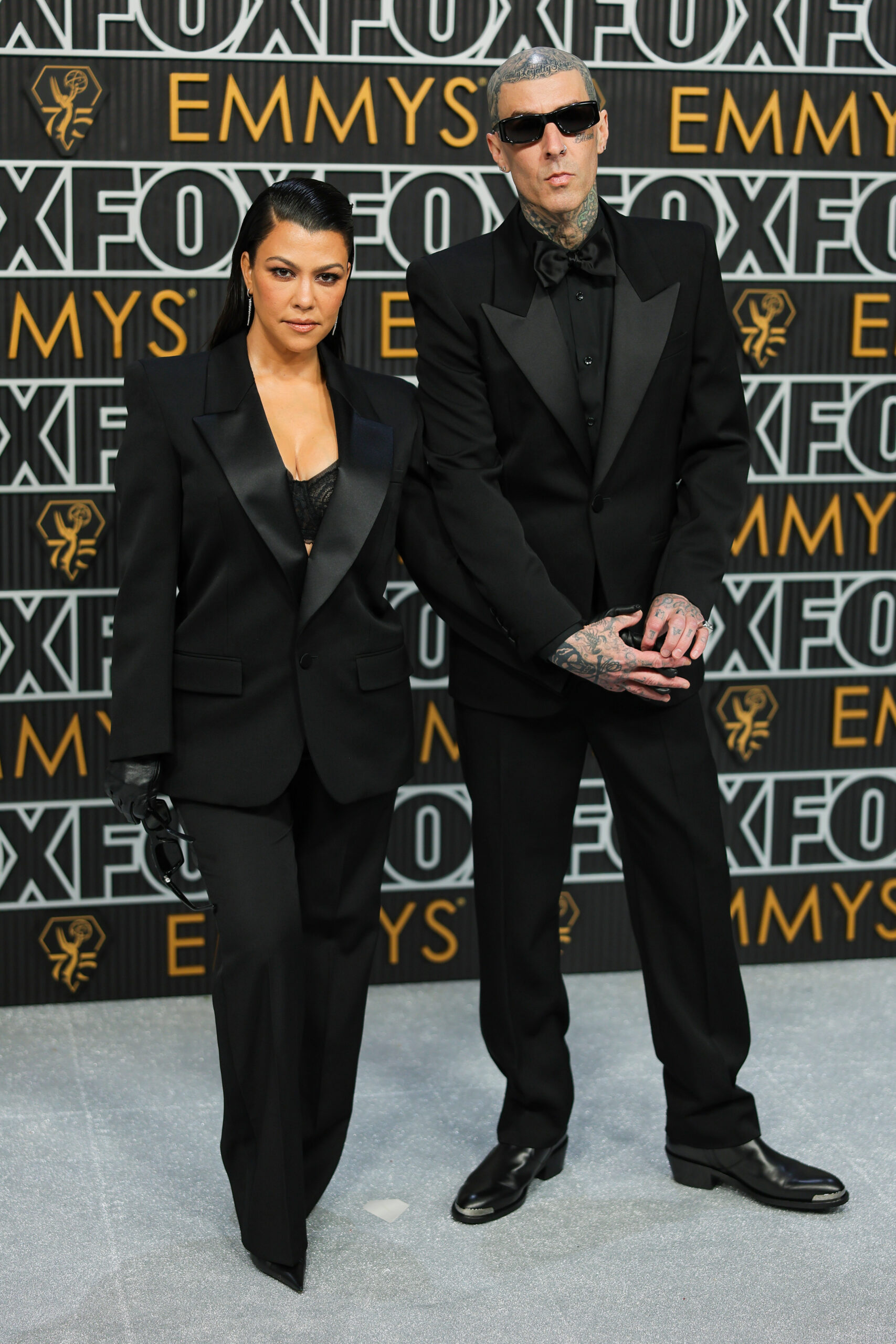 Kourtney Kardashian Flaunts Post Baby Body In Tight Suit At Emmys With