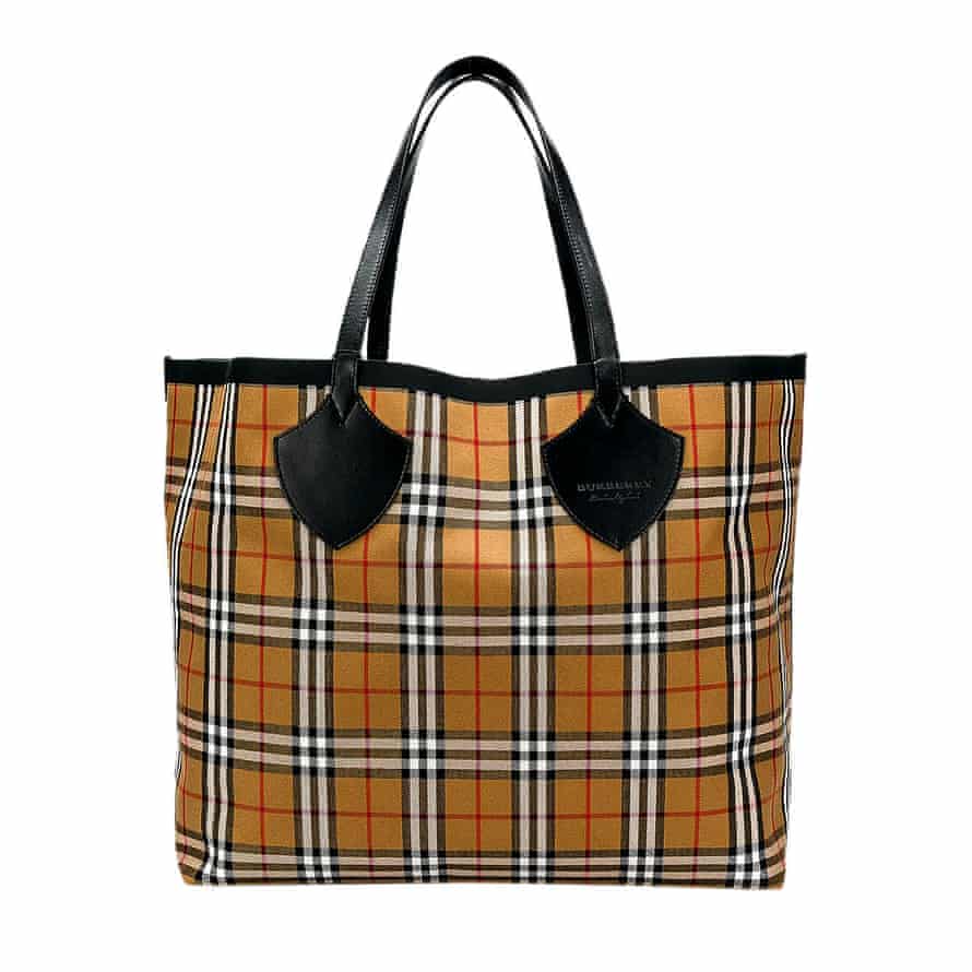 Burberry giant tote