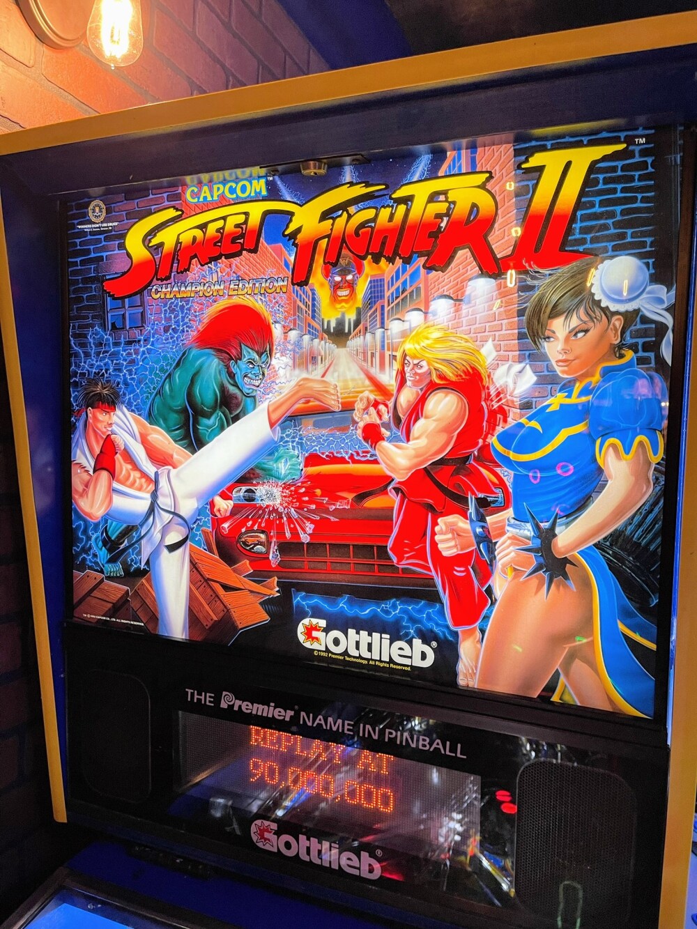 Super Street Fighter 2 Pinball machine