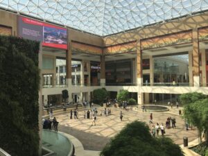 Abu Dhabi Mall Owner Aldar Properties Eyes $1.4 Billion in Acquisitions
