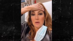 Comedian Heather McDonald Collapses On Stage and Hospitalized