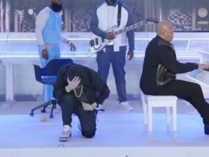 Eminem Takes Knee During Super Bowl Halftime Show