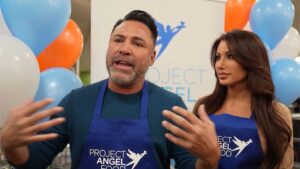 Oscar De La Hoya Spends Birthday Handing Out Meals To Critically Ill People