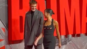 Robert Pattison's Oversized Suit Generated Some Amazing Reactions