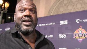 Shaquille O'Neal Says Lakers Will Make Playoffs, 'Probably Not' Winning Championship