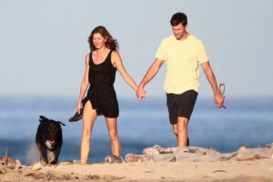 Tom Brady and Gisele Bundchen Hold Hands Walking on Beach in Costa Rica