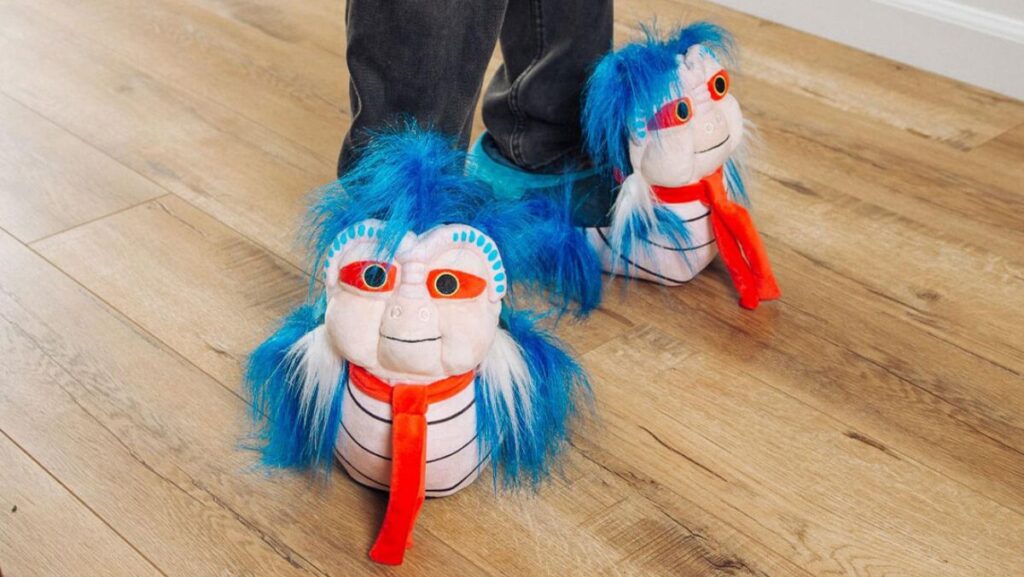 Labyrinth ello worm slippers