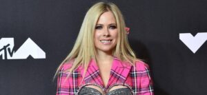 Avril Lavigne Praises Taylor Swift: Would 'Love' A Collaboration
