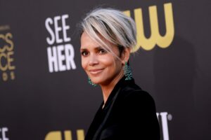 LOS ANGELES, CALIFORNIA - MARCH 13: Halle Berry attends the 27th Annual Critics Choice Awards at Fairmont Century Plaza on March 13, 2022 in Los Angeles, California. (Photo by Matt Winkelmeyer/Getty Images)