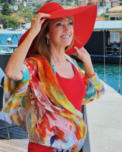 Jane Seymour In Bathing Suit Says “Look Forward With Hope” — Celebwell