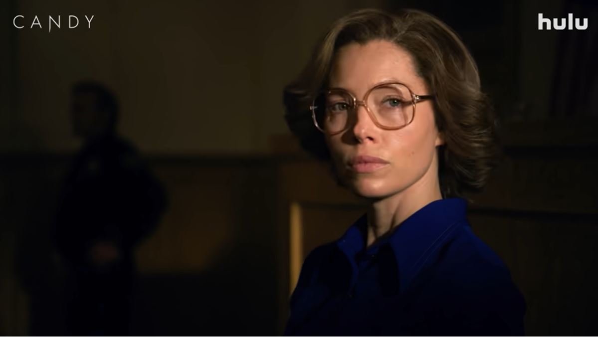 Jessica Biel is your friendly neighborhood axe murderer in teaser for ...