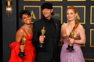 Oscar TV Ratings Rise From 2021 To Hit 2nd Lowest Result Ever – Deadline