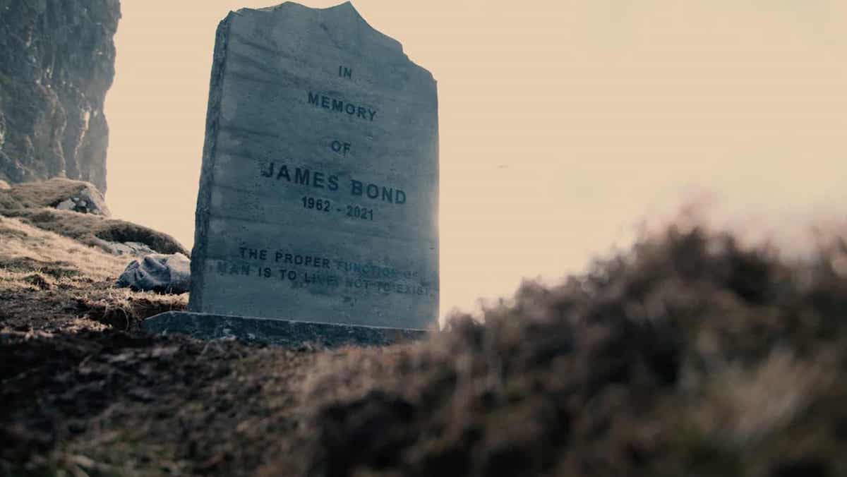 The James Bond tombstone on the Faroe Islands