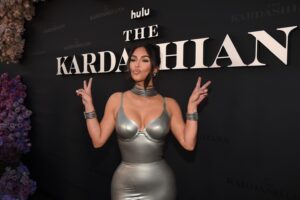 Kim Kardashian, Pete Davidson hit 'Kardashians' premiere