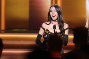 Olivia Rodrigo wins best new artist at 2022 Grammys