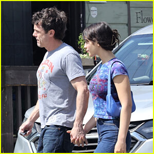 Casey Affleck Kicks Off the Week at Lunch with Girlfriend Caylee Cowan