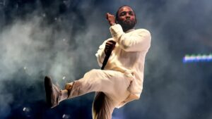 Kendrick Lamar Joins Baby Keem for "Family Ties"