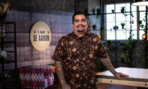 Aarón Sánchez will premiere Spanish language cooking competition series ‘El Sabor de Aarón’