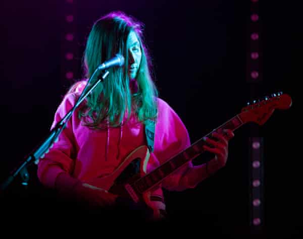 Emily Kokal of Warpaint.