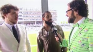 ‘Drunk’ Drake at Kentucky Derby Interview With Jack Harlow