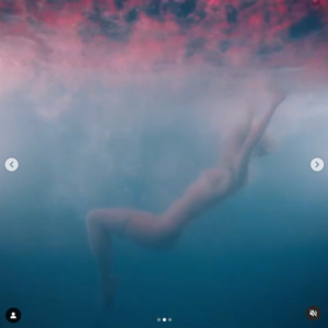 Suki Waterhouse in Bathing Suit is "Speechless" — Celebwell