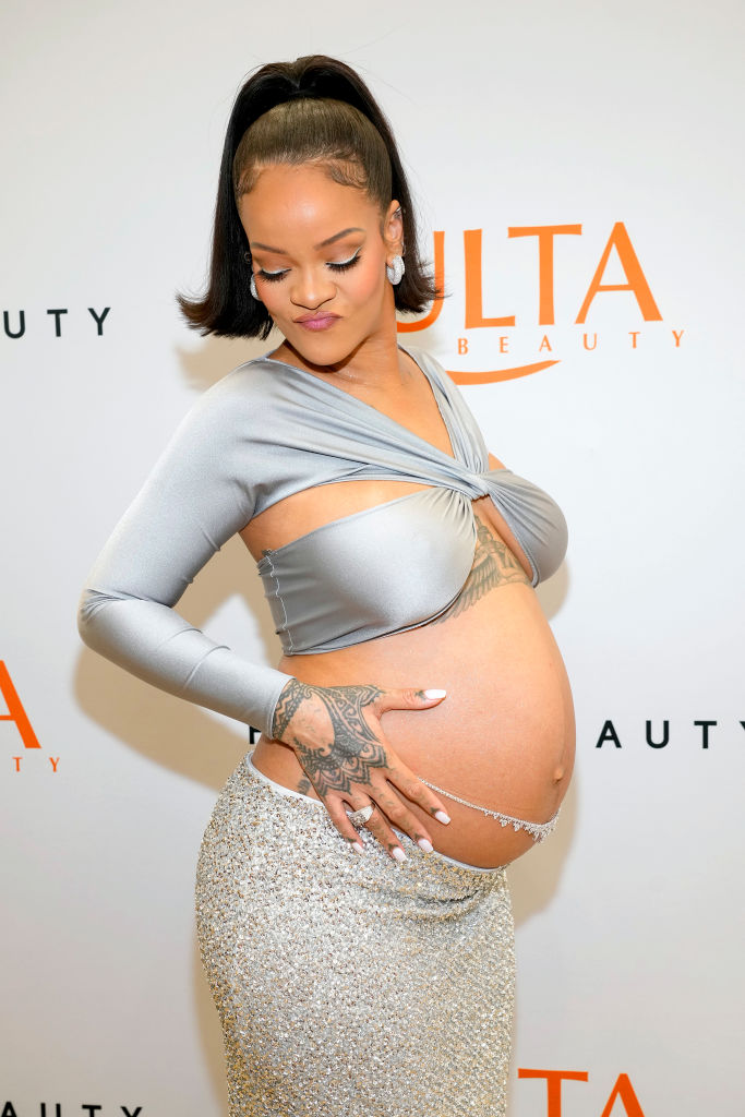 Rihanna Celebrates The Launch of Fenty Beauty at Ulta Beauty