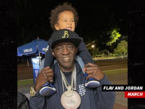 Flavor Flav Has 3-Year-Old Son, Will Take Rapper's Last Name