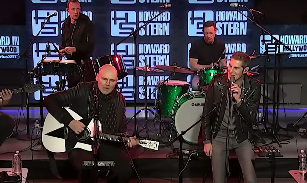 Jane's Addiction and Smashing Pumpkins Perform "Jane Says" Together