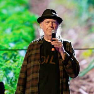 Neil Young to release Toast in July - Music News