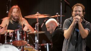 Pearl Jam Honor Taylor Hawkins with Cover of "A Cold Day in the Sun"