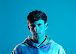 Watch ILLENIUM Preview New Music During 2022 Headlining Run at The Gorge - EDM.com