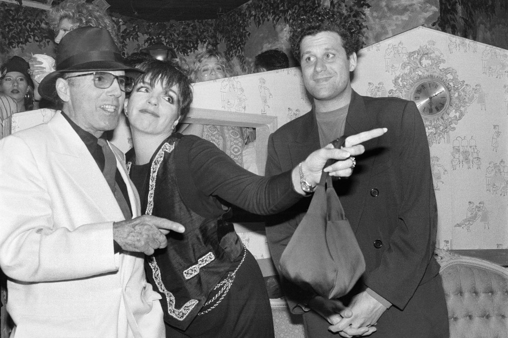 Photographer Franceso Scavullo, Liza Minnelli and designer Isaac Mizrahi at the Roxy.