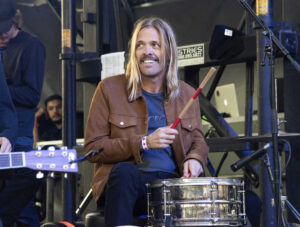 Foo Fighters will give 2 tribute concerts for their late bandmate Taylor Hawkins : NPR