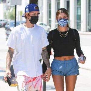 Hailey Bieber assures fans Justin Bieber is 'doing really well' amid Ramsay Hunt syndrome battle - Music News