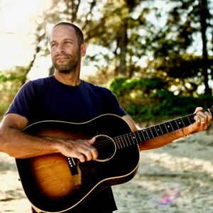 Jack Johnson: 'The love songs, they're really just jokes, they're all just trying to make my wife laugh' - Music News