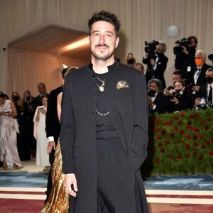 Marcus Mumford going solo, teases new music is on the way - Music News