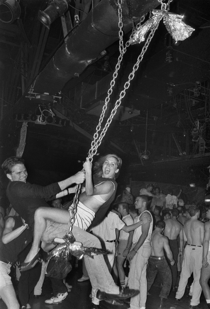 The swing at the Roxy
