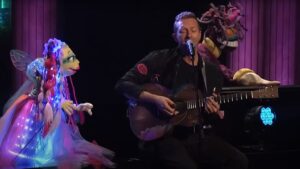 The Weirdos Perform "Biutyful" on Fallon with Chris Martin: Watch
