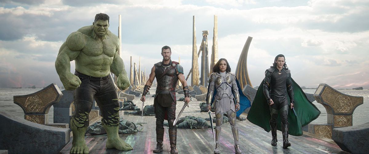 Thor: Ragnarok - Hulk, Thor, Valkyrie, Loki