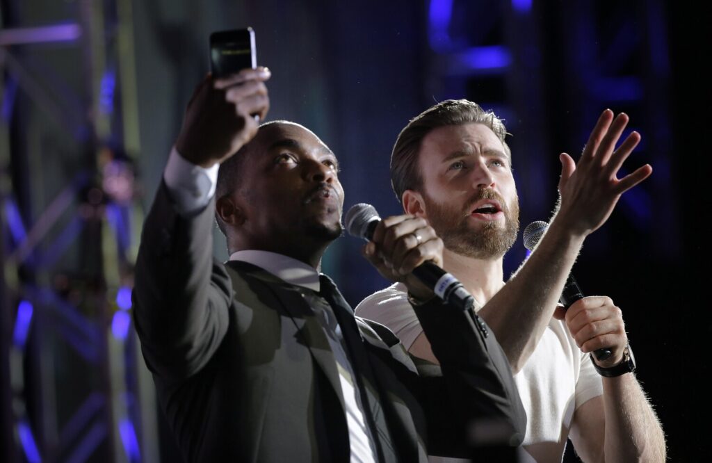 Chris Evans supports Anthony Mackie as MCU's Captain America