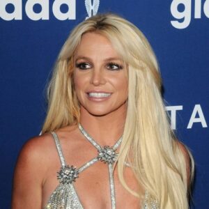Britney Spears posts series of accusations against mother after she responds to exposed texts - Music News