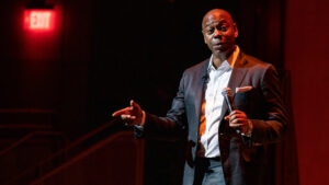 Dave Chappelle Surprises as Opener for Chris Rock and Kevin Hart’s NYC Show