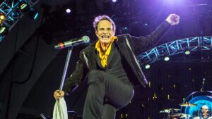 David Lee Roth's "Pointing at the Moon" Is a Mellow New Song: Stream
