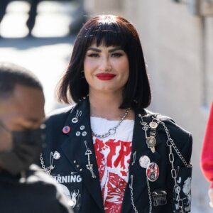 Demi Lovato concerned about lack of 'human connection' in modern world - Music News