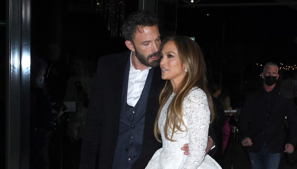 Jennifer Lopez and Ben Affleck Reportedly Get Married in Las Vegas