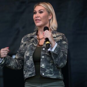 Jo O’Meara thinks an S Club 7 reunion would be 'great' - Music News