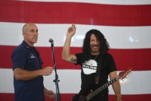 W.A.S.P.'s DOUGLAS BLAIR Delivers Shred Clinic For U.S. Coast Guard Personnel At Air Station In San Diego (Video)