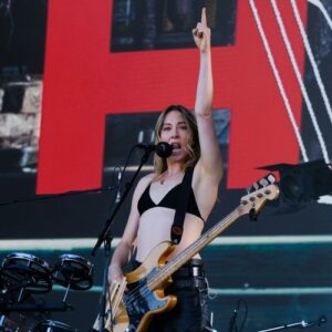 'We're flexing the muscle': Haim give album update - Music News