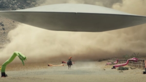 Daniel Kaluuya tries to outrun a UFO inJordan Peele's Nope
