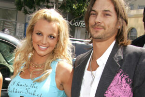 Britney Spears and Kevin Federline during "Charlie and the Chocolate Factory" Los Angeles Premiere - Arrivals at Chinese Theatre in Hollywood, California, United States